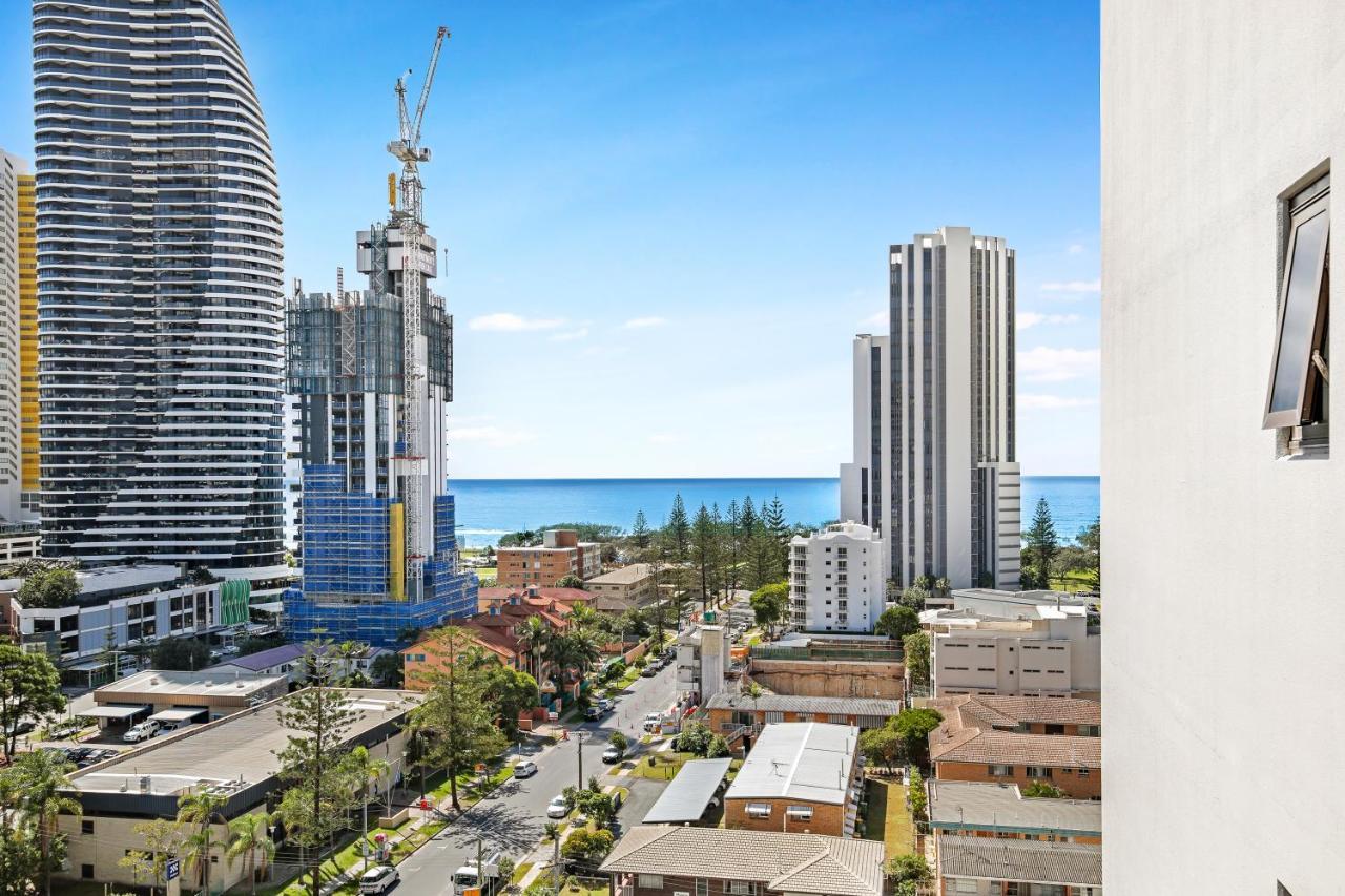 The Eureka Gold Coast Residence On Broadbeach Bagian luar foto
