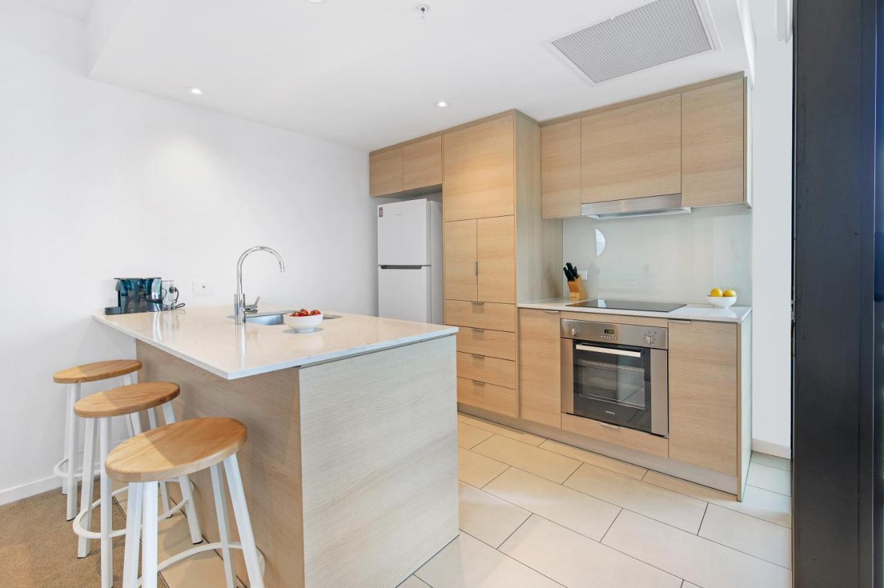 The Eureka Gold Coast Residence On Broadbeach Bagian luar foto