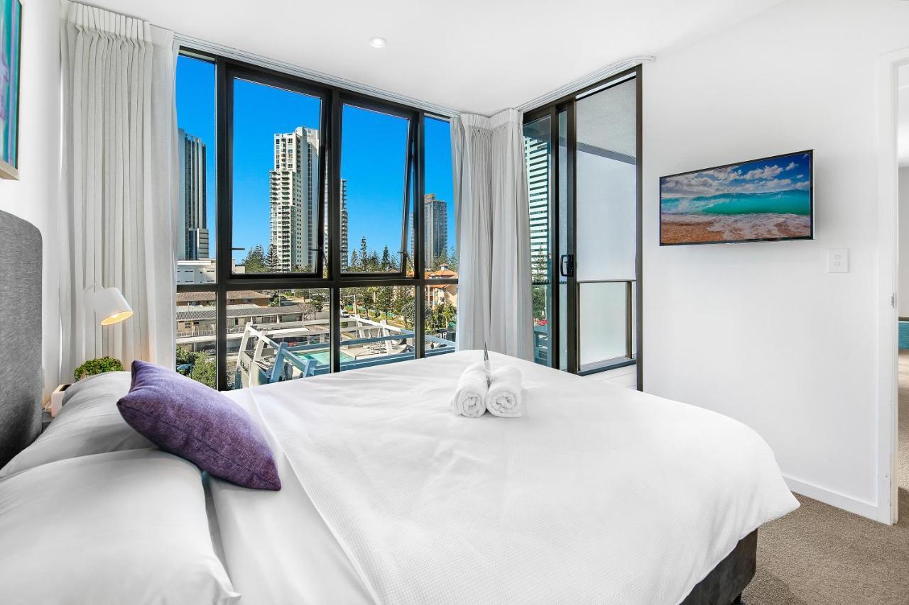 The Eureka Gold Coast Residence On Broadbeach Bagian luar foto