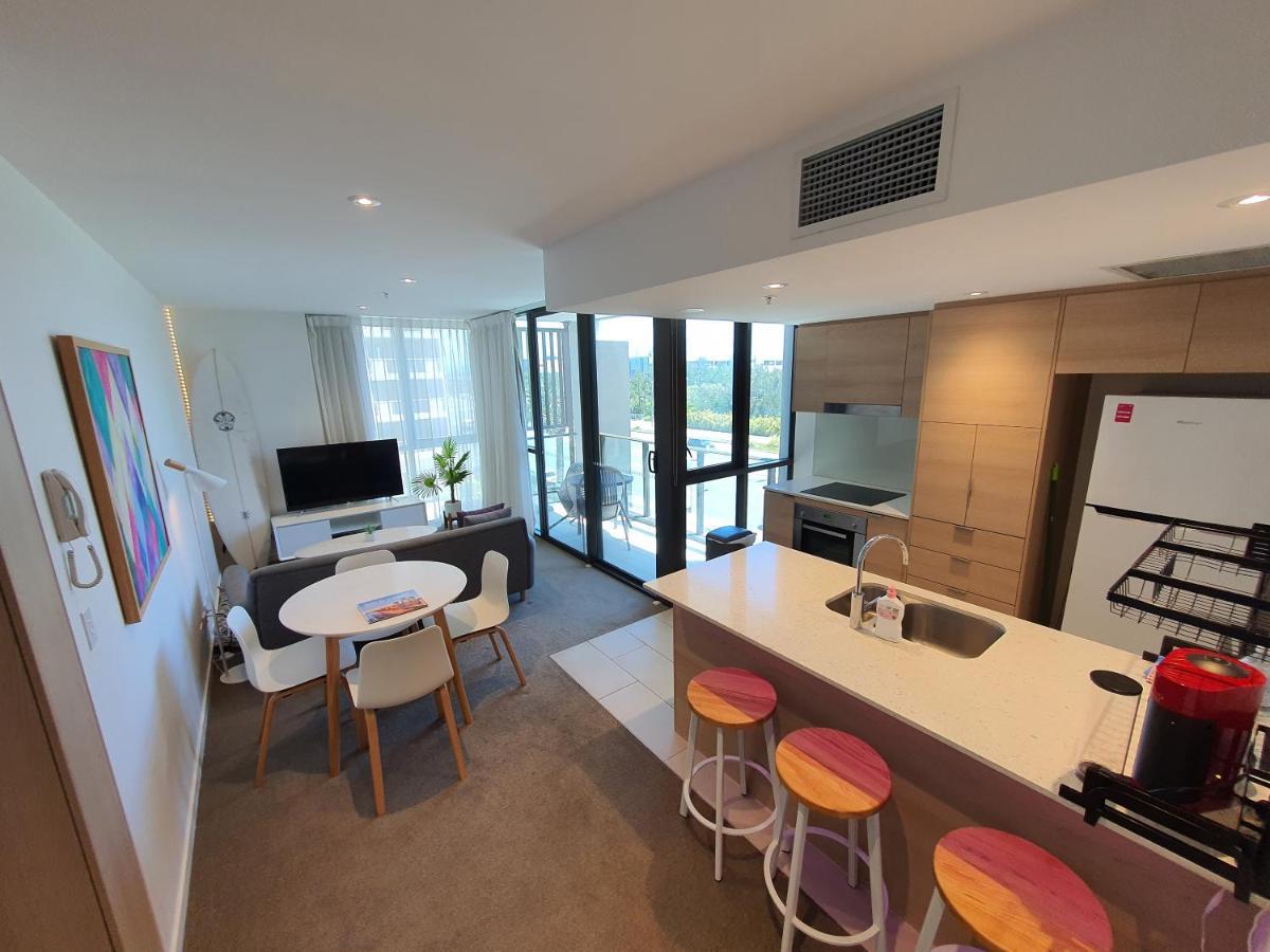 The Eureka Gold Coast Residence On Broadbeach Bagian luar foto