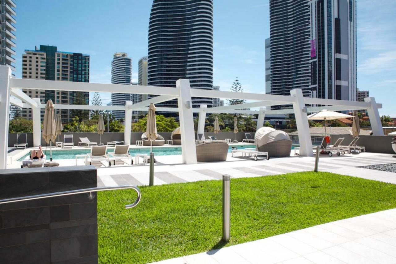 The Eureka Gold Coast Residence On Broadbeach Bagian luar foto