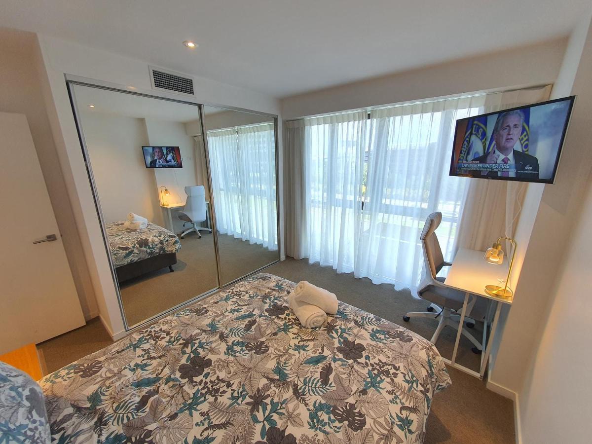The Eureka Gold Coast Residence On Broadbeach Bagian luar foto