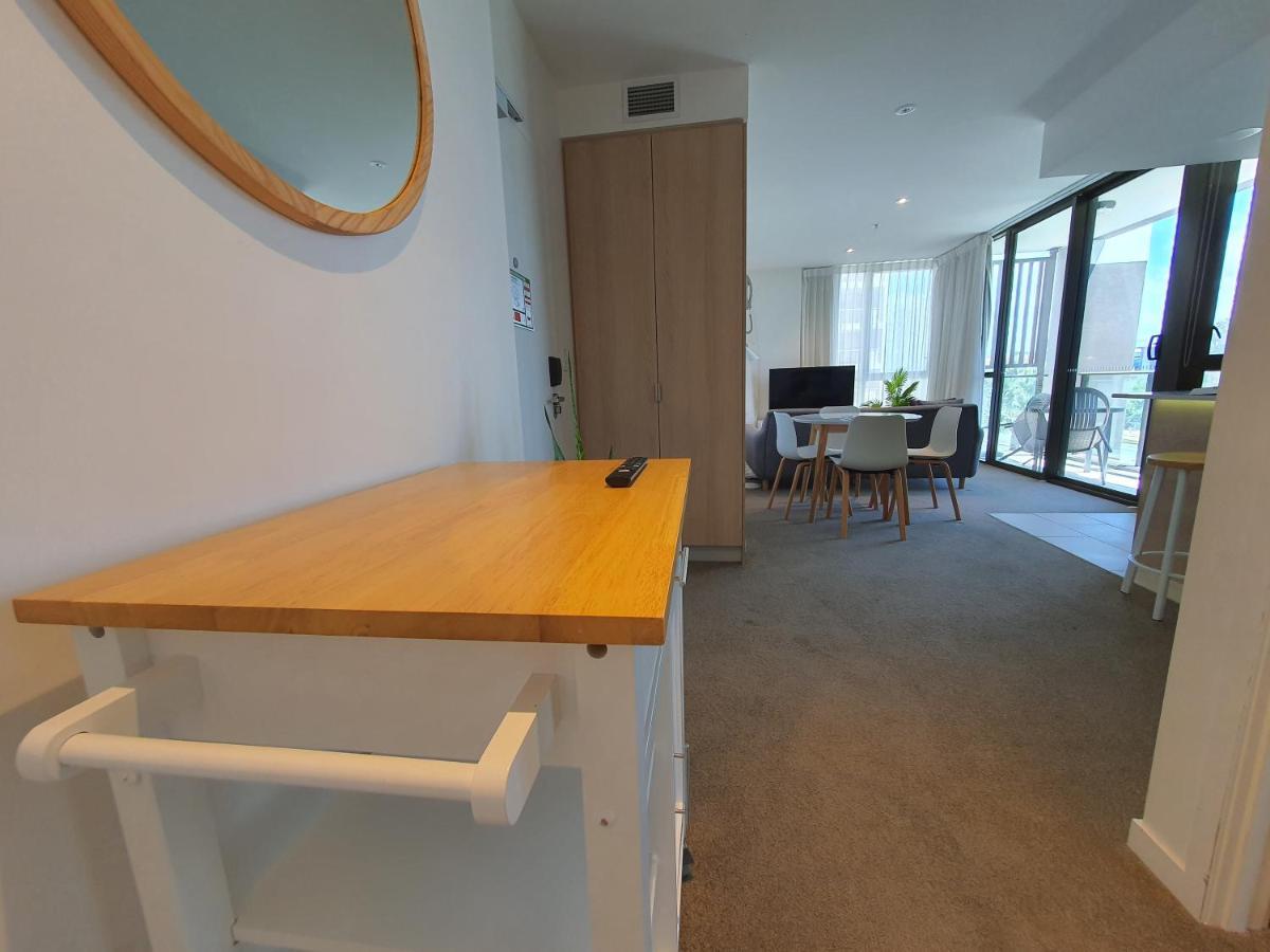 The Eureka Gold Coast Residence On Broadbeach Bagian luar foto